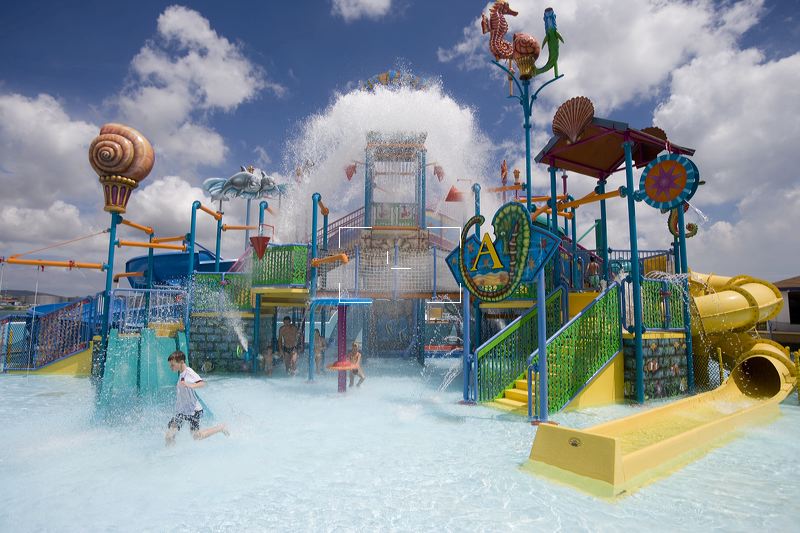 Aruba | Buckets of Wet Fun at Blue Parrotfish Water Park | 2006-10-25 ...